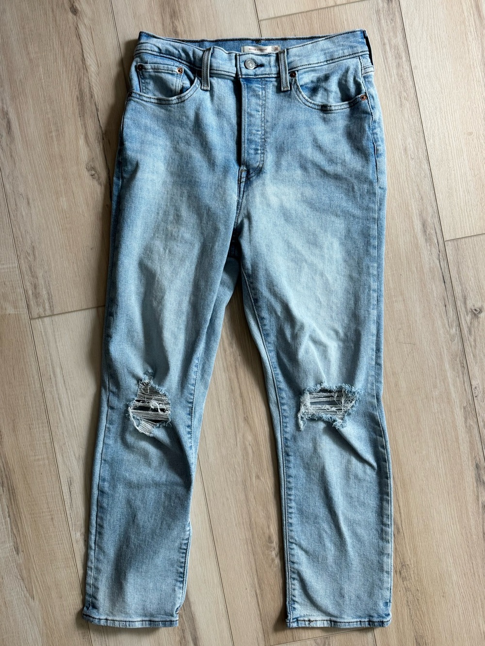 Levi's Women's Wedgie Straight Leg, Light Wash Distressed Jeans. Button Fly